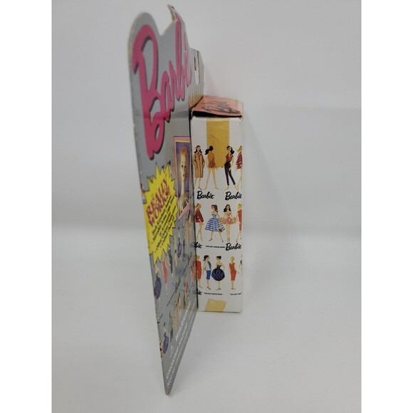 TRAVEL CASE and BARBIE ORNAMENT Hallmark Keepsake Miniature 2pc VTG + Keychain - Picture 5 of 16